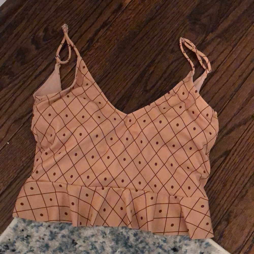 •Kortni Jeane Pineapple top•